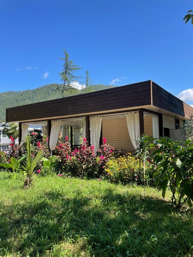 Hotel Eco Village New Athos Bagian luar foto