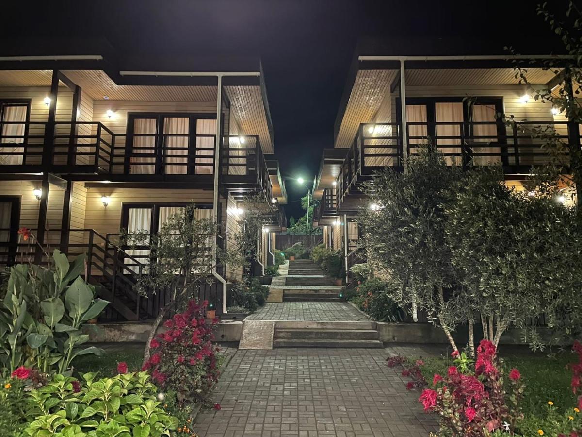 Hotel Eco Village New Athos Bagian luar foto